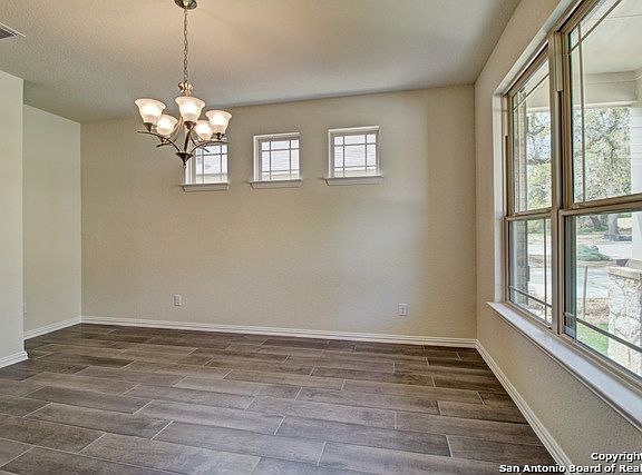3rd image of 8520 Tulocay Blanca