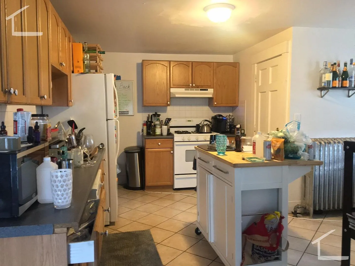 Nicely located 3 bed near the Green Line and BU — Photo 1