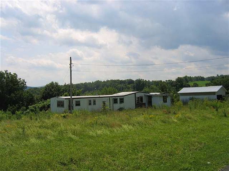 4th image of 468 MYERS Road