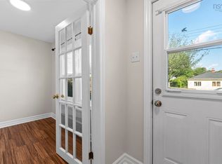 20 Rufus Ave, Halifax, NS B3N2L5