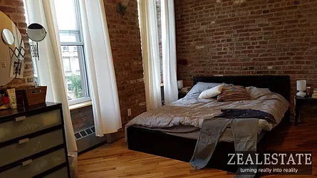 Rented by ZealEstate Group Inc