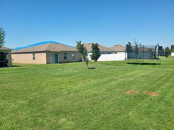 2nd image of 463 Autumn Stream Dr