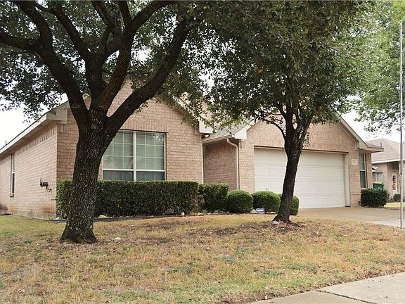 2nd image of 111 Melody Cir