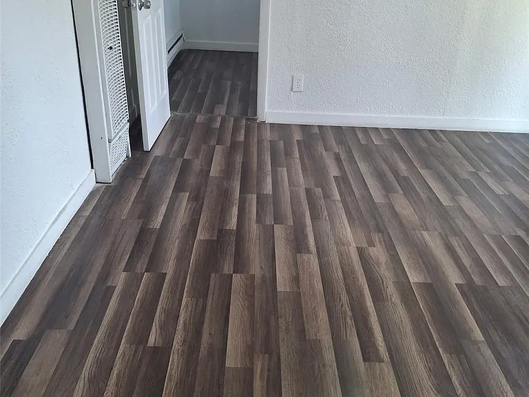 833 S Monaco Street Pkwy — Photo 3