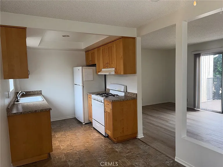 16703 Lynn Ln #D — Photo 3