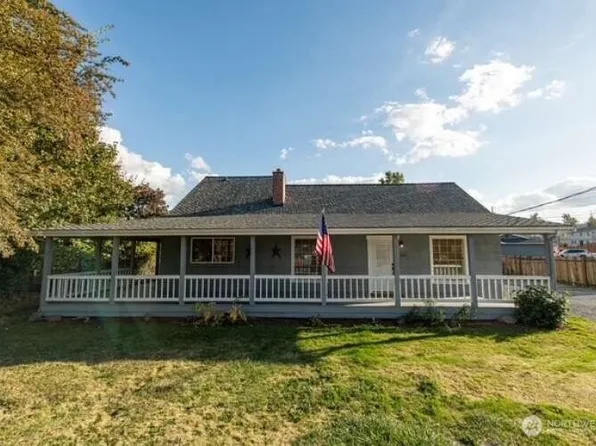 704 Kansas Street SW, Orting, WA 98360