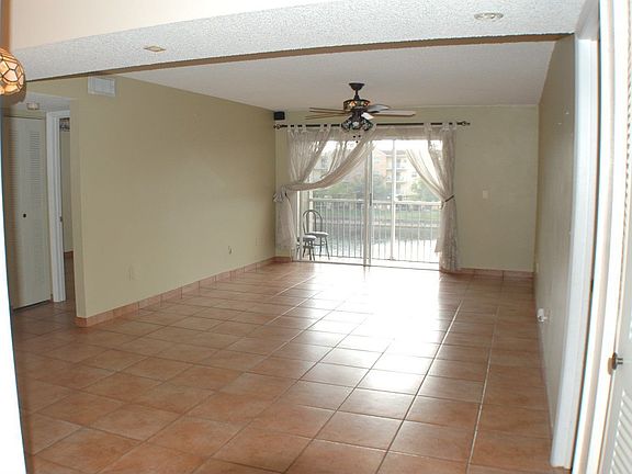 4th image of 21133 SW 85th Ave APT 314