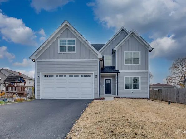 25W275 Doris Ave, Carol Stream, IL 60188