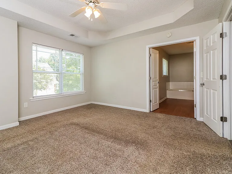 57 Darbys Run Ct — Photo 12