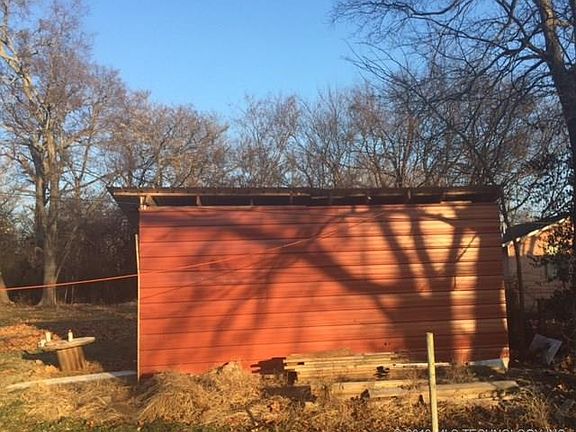 3rd image of 1006 N Vinita Ave
