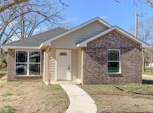 787 Chase Ave, Cleburne, TX 76031