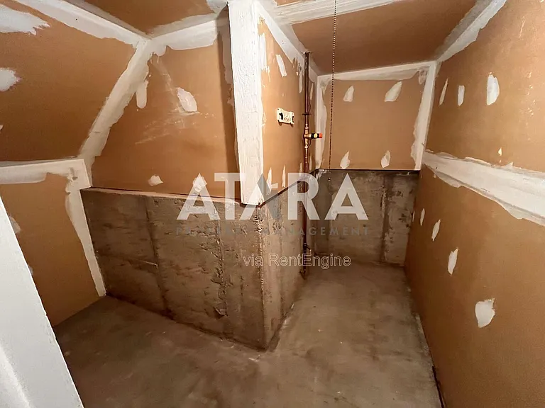 2141 S 2060 E — Photo 21