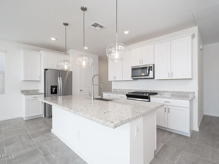 17305 W Sanna St — Photo 8