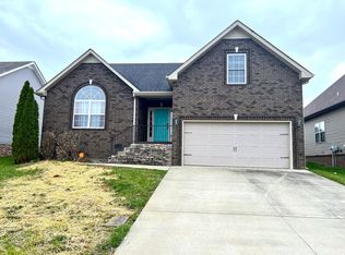 1406 Raven Rd, Clarksville, TN 37042