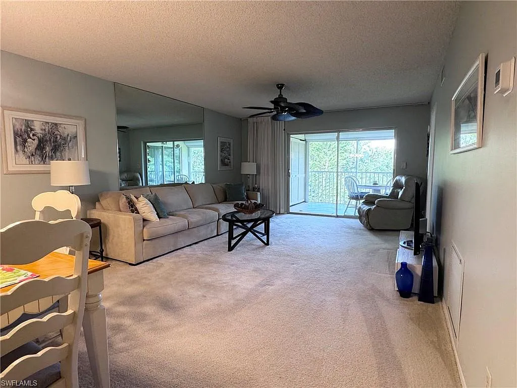 2 bed, 2.0 bath, 1071 sqft, $1,750 — Photo 3