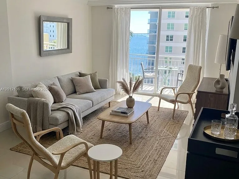 770 Claughton Island Dr #1114 — Photo 12