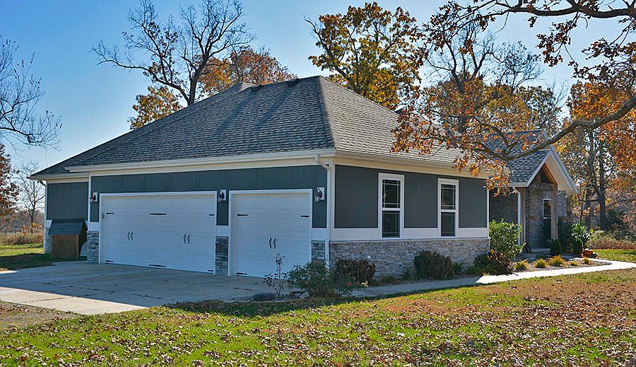 1st image of 194 Farm Road 1200