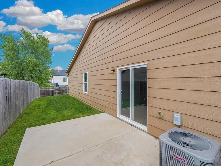 2306 E Coolwater St — Photo 17