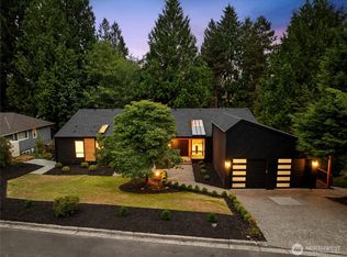 9320 Hoeder Ln, Bothell, WA 98011