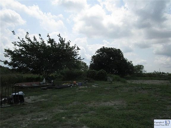 3rd image of 783 Watson Ln W