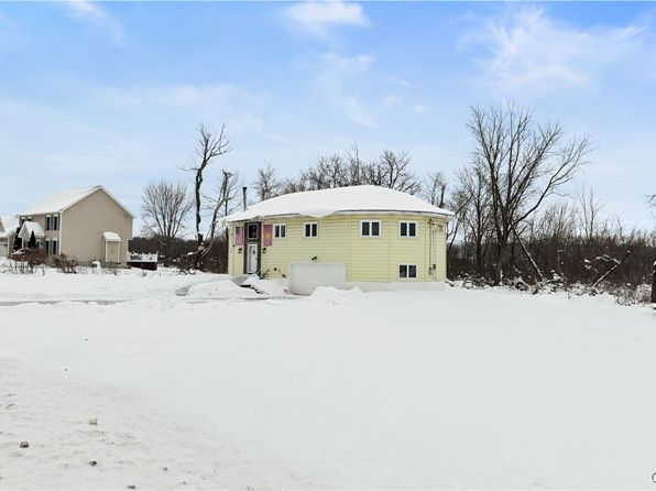 10830 Cosby Manor Rd, Deerfield, NY 13502