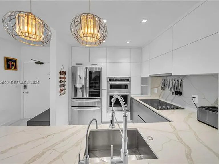 1965 S Ocean Dr #14F — Photo 14