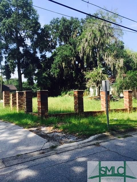 2nd image of 349 Sherman Ave