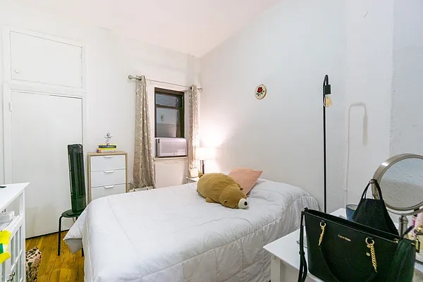 Rented by Compass | media 31