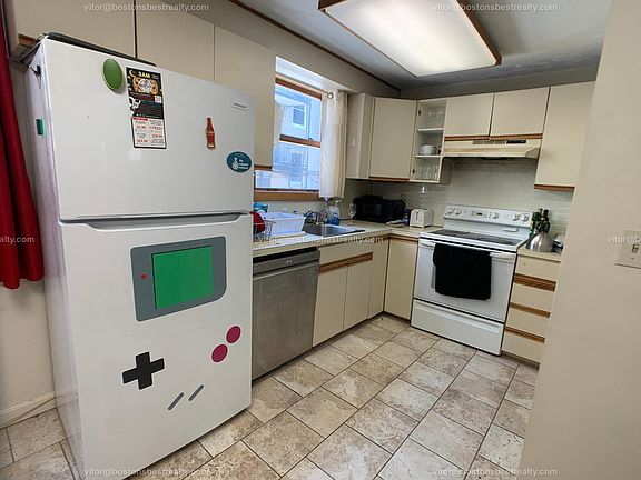 4th image of 43 Ashford St #2