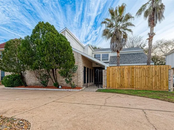 3127 Ashfield Dr, Houston, TX 77082