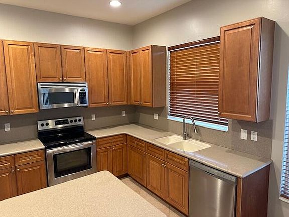 5th image of 4376 Mariners Cove Drive