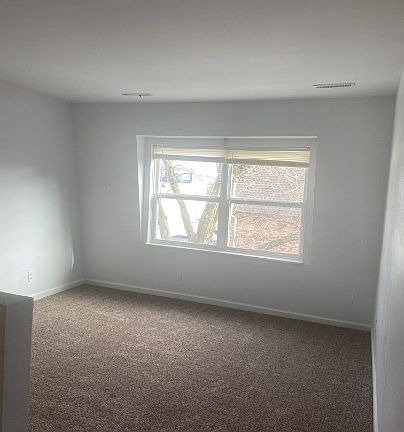 2nd image of 1440 Meadowview Dr #11343848