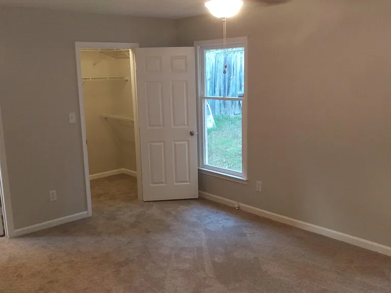 1505 Pycroft Ct — Photo 13