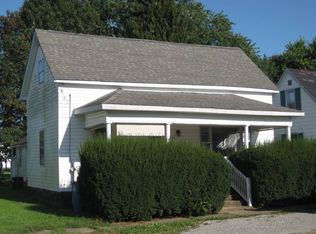 233 N Main St, Bellmont, IL 62811