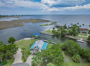94 Gulf Breeze Dr, Crawfordville, FL 32327
