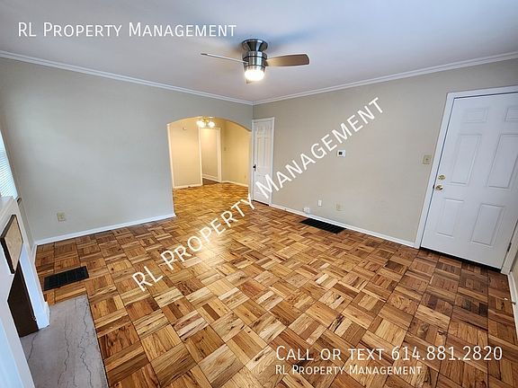 3rd image of 1088 Northwest Blvd APT B