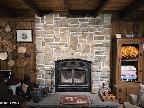 5th image of 804 Fetlock Ct
