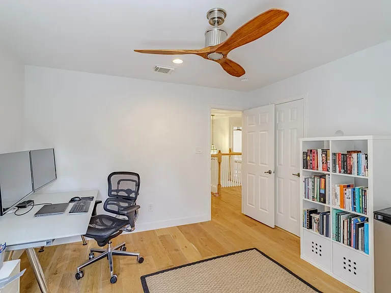 3507 Drummond St — Photo 14