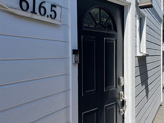 2nd image of 616 Begonia Ave