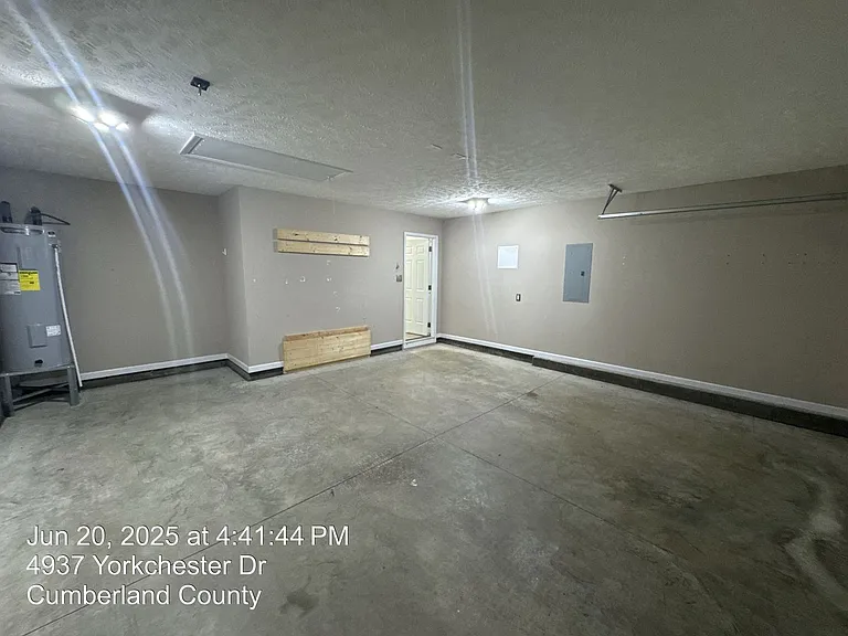 4937 Yorkchester Dr — Photo 24