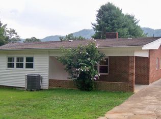 239 Hackney Dr, Gate City, VA 24251