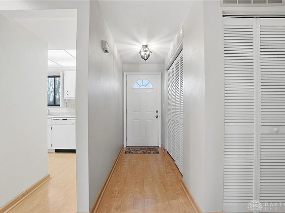 4th image of 9515 Centerbrook Ct