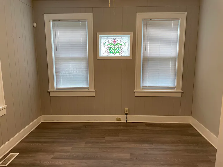 1807 McDowell St — Photo 4