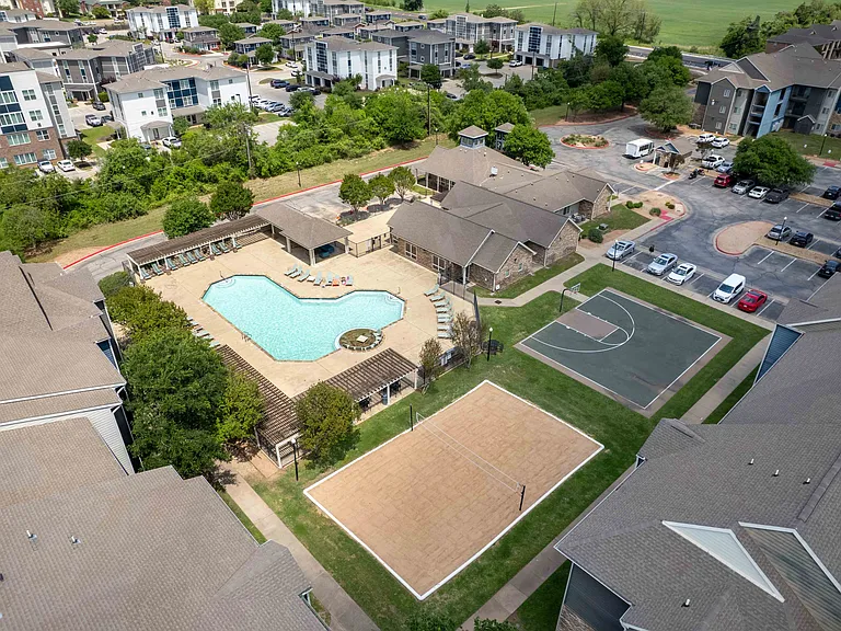 Outpost at Waco - Pricing Per Room — Photo 20