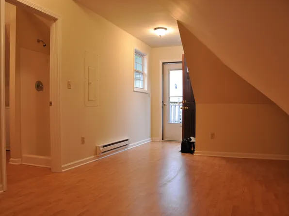 337 South Broadway Park - Gallant Fox, 337 S Broadway Park #A, Lexington, KY 40504