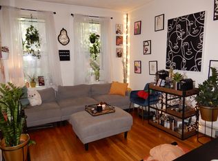 67 Phillips St APT 2, Boston, MA 02114