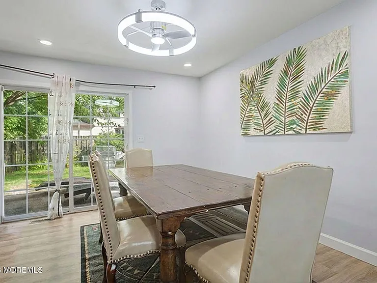 450 Beachway Ave — Photo 17
