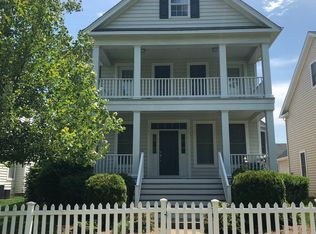 25273 Doolittle Ln, Chantilly, VA 20152