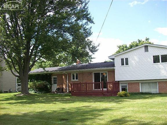 4th image of 339 Plymouth Dr