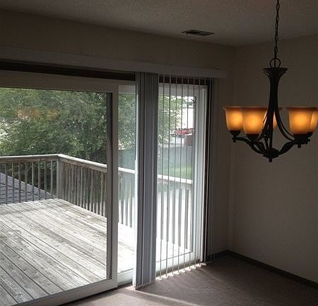 5th image of 6718-6724 Worth Ave #6720